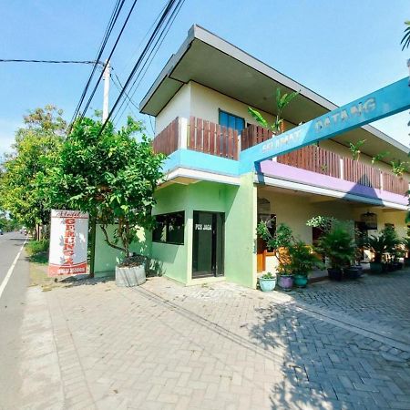 Hotel Gerung 2 Near Luwes Mall Nganjuk Mitra Reddoorz Exteriér fotografie